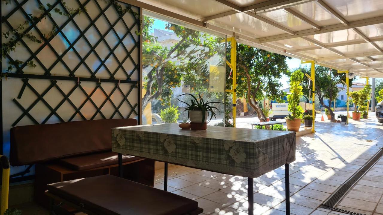 Villa George - Family Holidays Néa Mákri Extérieur photo