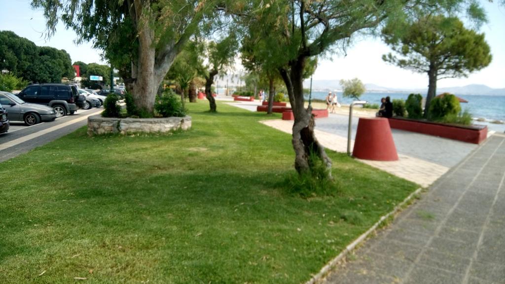 Villa George - Family Holidays Néa Mákri Extérieur photo