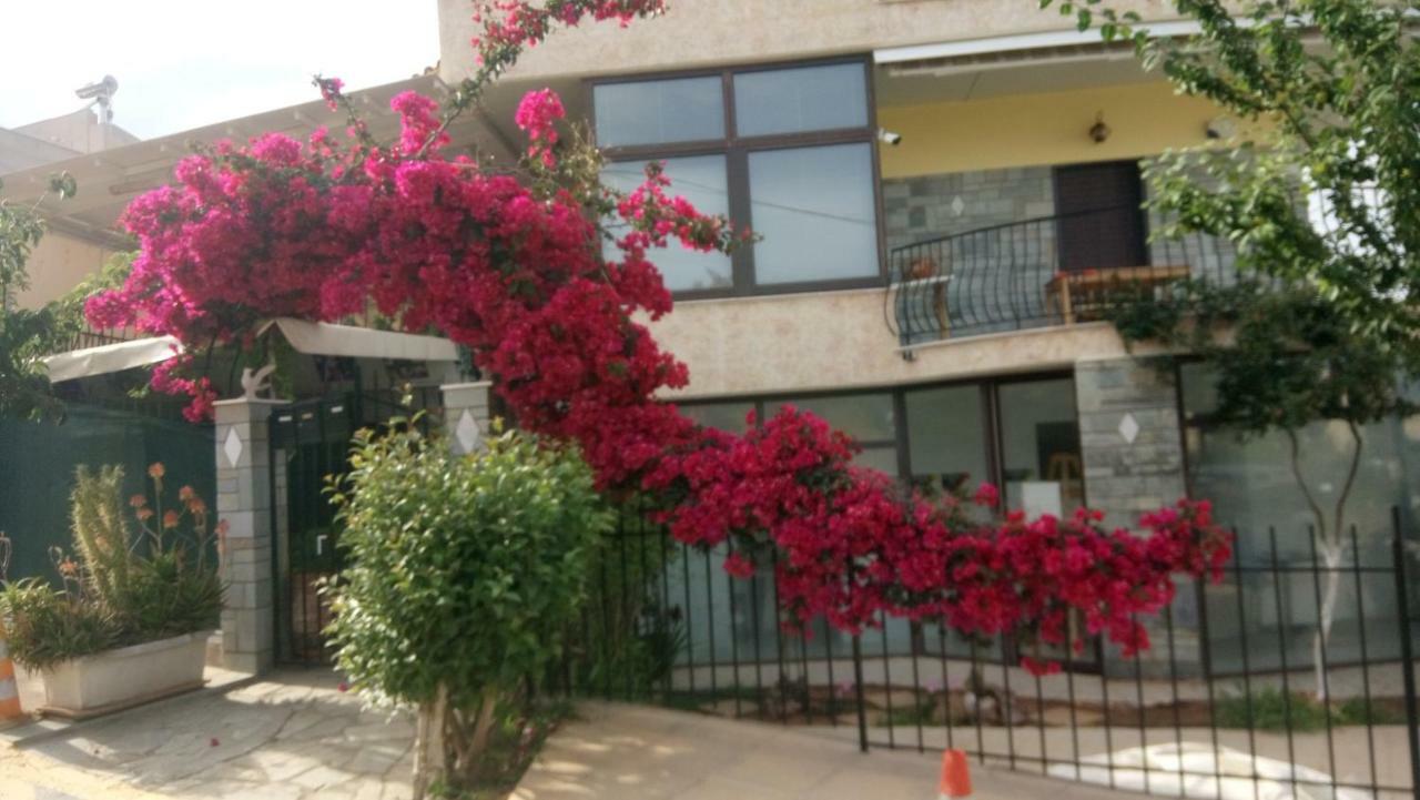 Villa George - Family Holidays Néa Mákri Extérieur photo